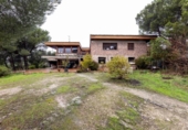 Chalet independiente con terreno en venta en la España, Torrelodones, ref: TR383094 foto