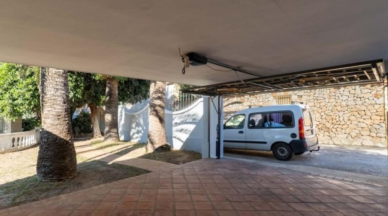 Alicante - Бениса - 924m2