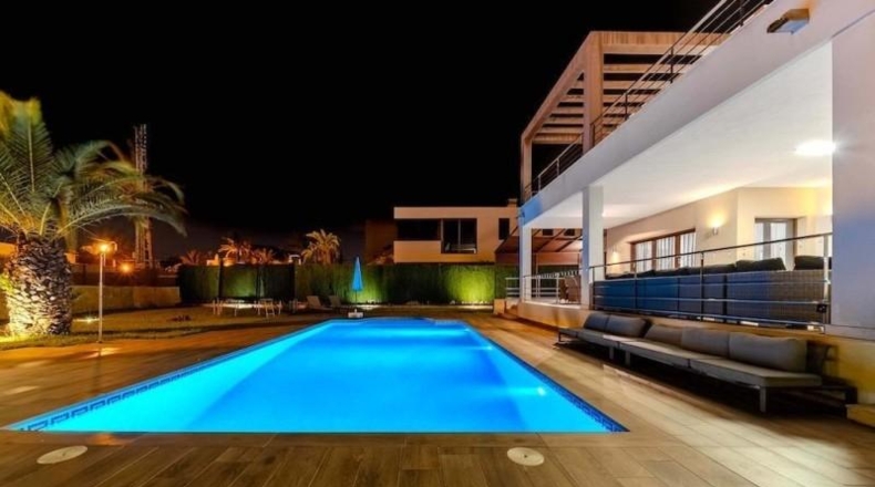 Alicante - Cabo Roig - 1095m2