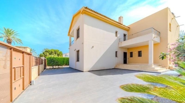 Alicante - Cabo Roig - 1095m2