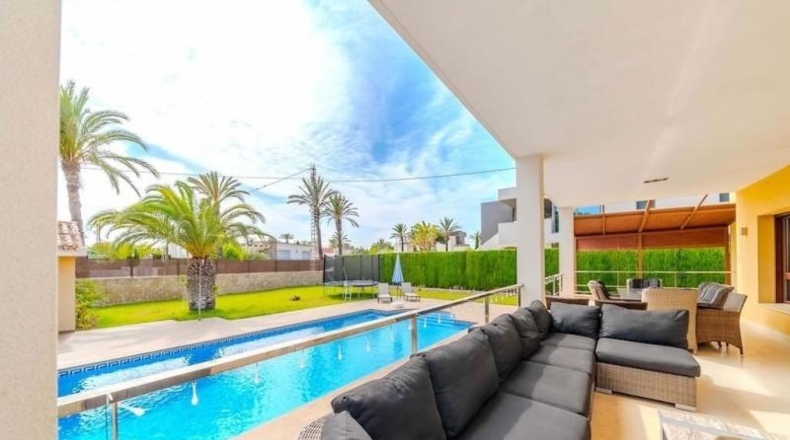 Alicante - Cabo Roig - 1095m2