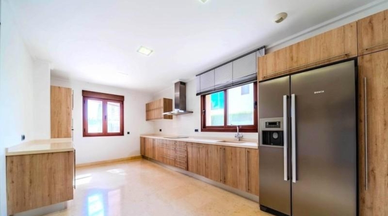 Alicante - Cabo Roig - 1095m2
