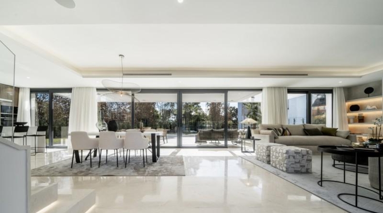 Málaga - Estepona - 775m2