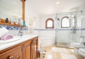 Chalet independiente con terreno en venta en la España, Son Bauló, ref: TR198251 foto