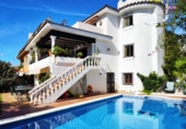 Xalet independent amb terreny en venda a la España, Marbella, ref.: TR146994 foto