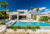 Chalet independiente con terreno en venta en la España, Orihuela, ref: TR151398 foto