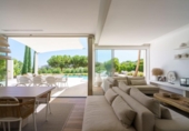 Chalet independiente con terreno en venta en la España, Orihuela, ref: TR151398 foto