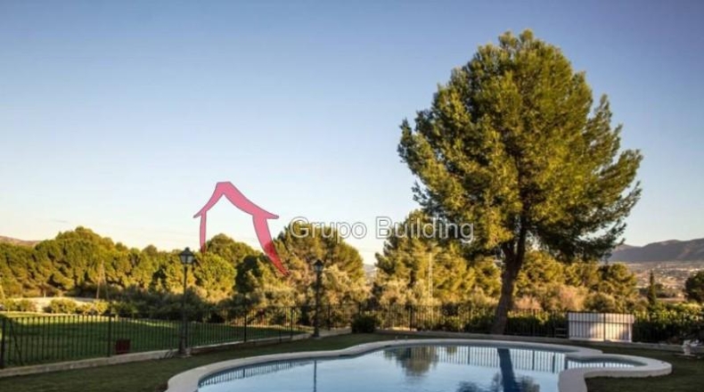 Málaga - Alhaurín el Grande - 20000m2