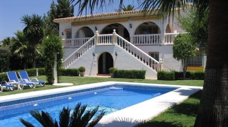 Málaga - San Pedro de Alcántara - 1839m2