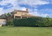 Xalet independent amb terreny en venda a la España, Estepona, ref.: TR174029 foto