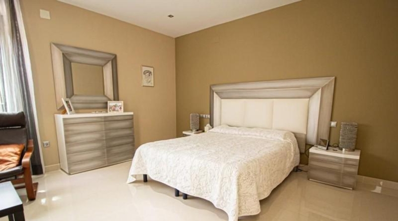 Alicante - Alfaz del Pi - 1400m2