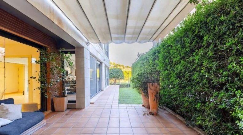 Barcelona - Esplugues de Llobregat - 492m2