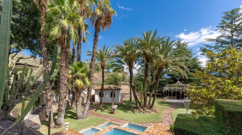 Alicante - Alcoy - 20000m2