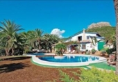 Xalet independent amb terreny en venda a la España, Calp, ref.: TR147860 foto
