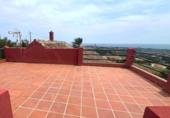 Casa de camp amb terreny en venda a la España, Estepona, ref.: TR249572 foto
