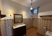 Chalet independiente con terreno en venta en la España, Granada, ref: TR379089 foto