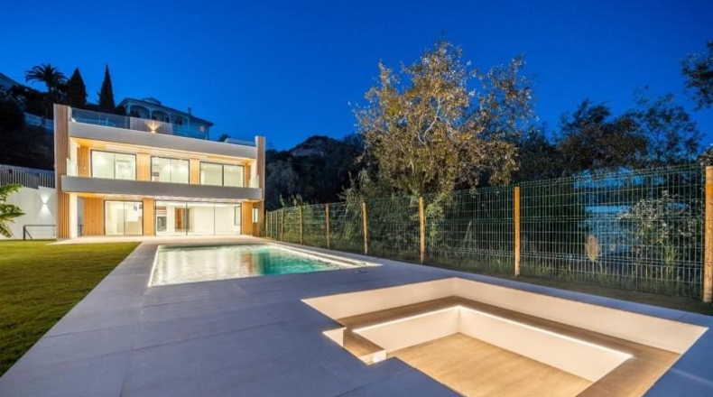 Málaga - Benalmádena - 750m2