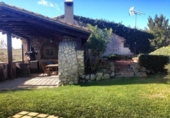 Загородный дом с участком на продажу в городе Vilafranca del Penedès Фото