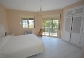 Xalet independent amb terreny en venda a la España, Marbella, ref.: TR148829 foto