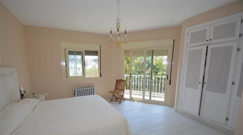 Málaga - San Pedro de Alcántara - 1600m2