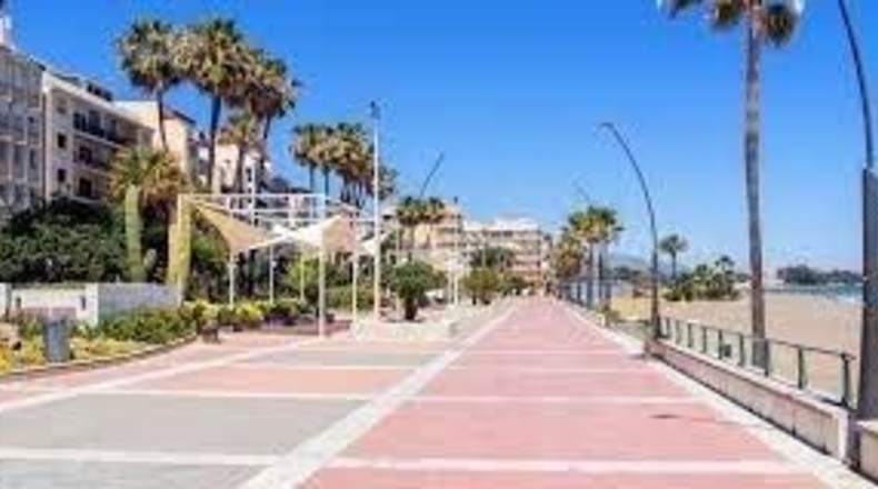 Málaga - Estepona - 2508m2