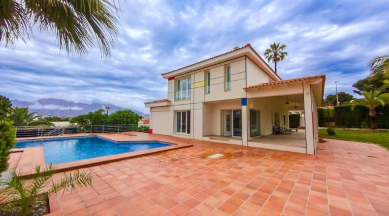 Alicante - Alfaz del Pi - 1600m2