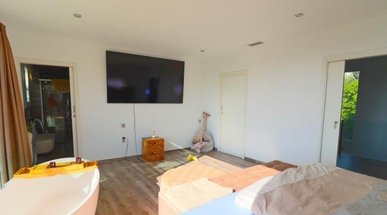 Alicante - Campello - 1400m2