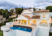 Xalet independent amb terreny en venda a la España, Marbella, ref.: TR152071 foto