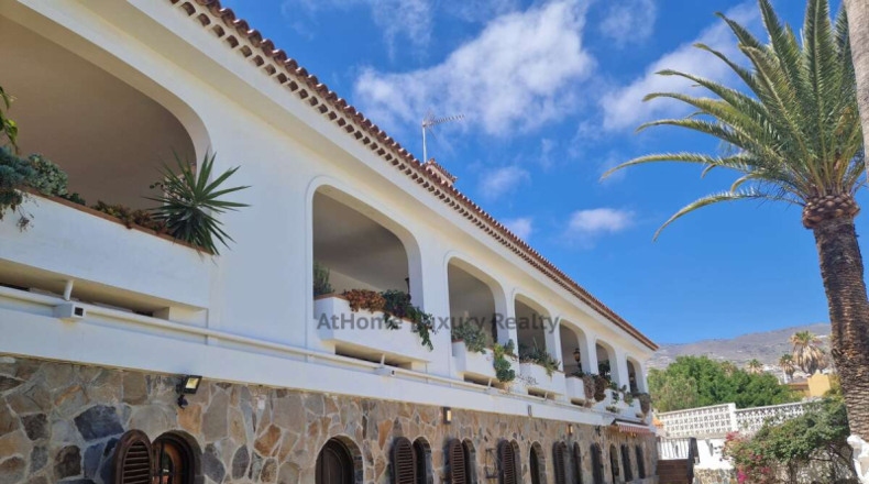 Santa Cruz de Tenerife - Adeje - 1700m2