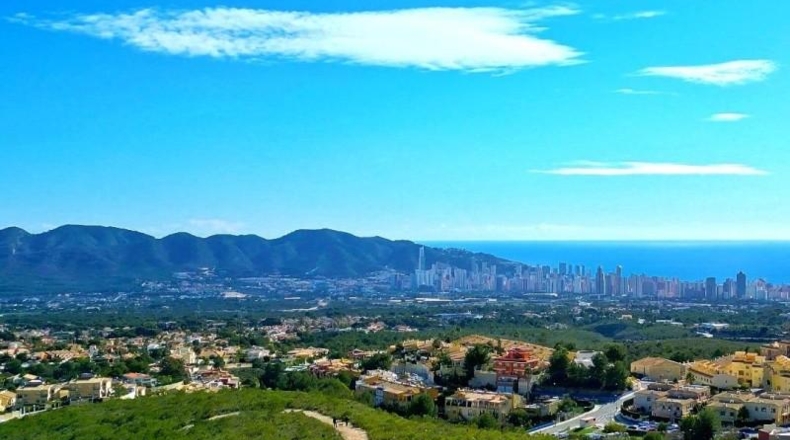 Alicante - La Nucía - 784m2