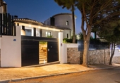 Chalet independiente con terreno en venta en la España, Mijas, ref: TR328477 foto