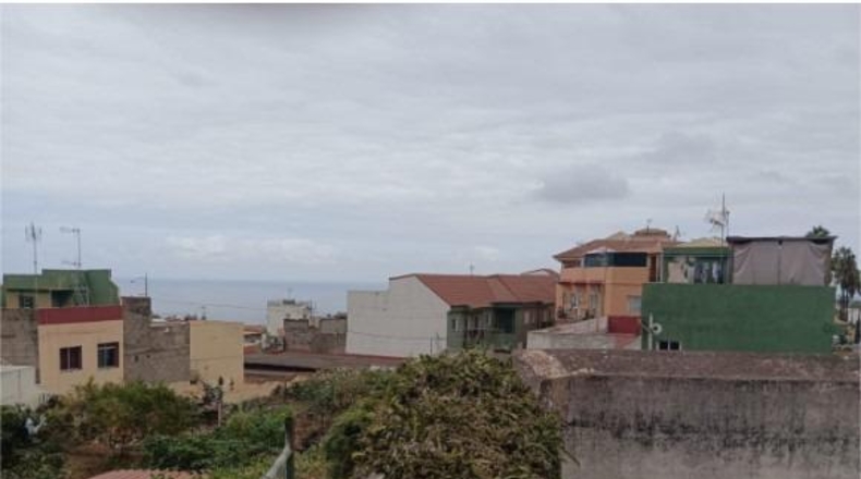 Santa Cruz de Tenerife - Puerto de la Cruz - 7435m2