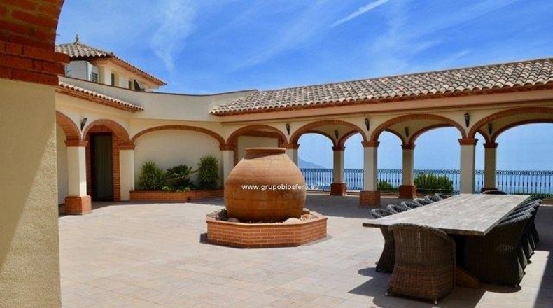 Alicante - Guadalest - 25000m2