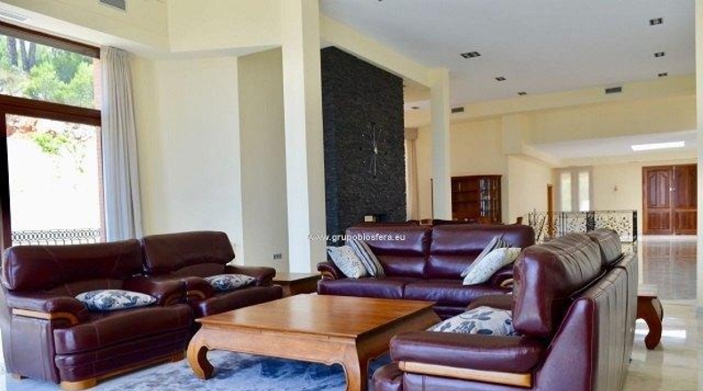 Alicante - Guadalest - 25000m2