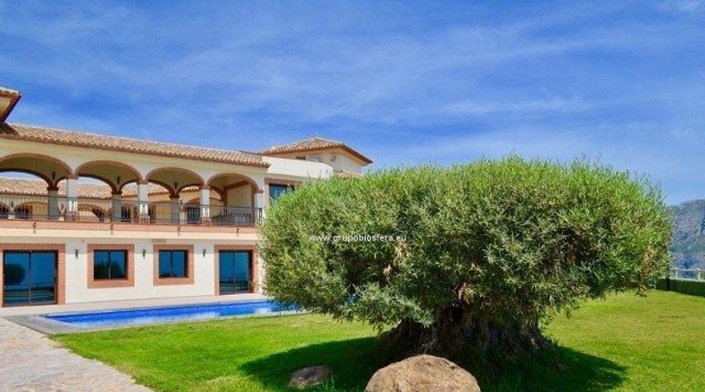 Alicante - Guadalest - 25000m2
