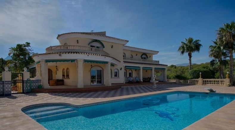 Alicante - Alfaz del Pi - 15000m2