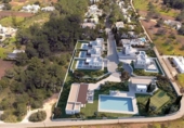 Xalet independent amb terreny en venda a la España, Santa Eulària des Riu, ref.: TR139763 foto