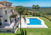 Xalet independent amb terreny en venda a la España, Marbella, ref.: TR155661 foto