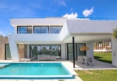Xalet independent amb terreny en venda a la España, Estepona, ref.: TR354399 foto