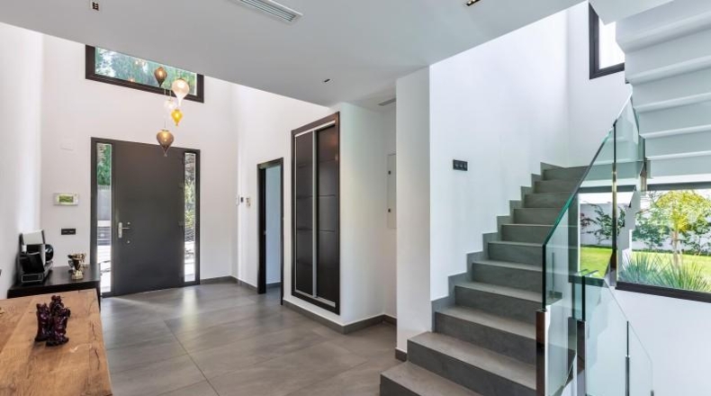Malaga - Estepona - 2100m2