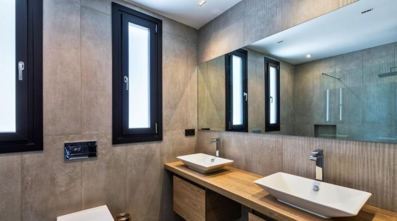 Malaga - Estepona - 2100m2