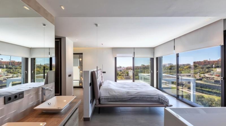 Malaga - Estepona - 2100m2