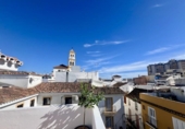 Casa de pueblo en venta en la España, Marbella, ref: TR356586 foto