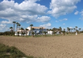 Chalet independiente con terreno en venta en la España, Deltebre, ref: TR371014 foto