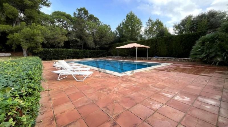 Gerona - Vall-llobrega - 10000m2