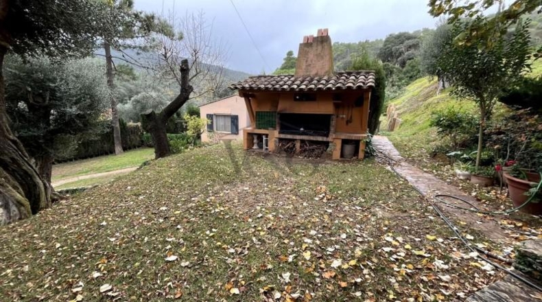 Gerona - Vall-llobrega - 10000m2