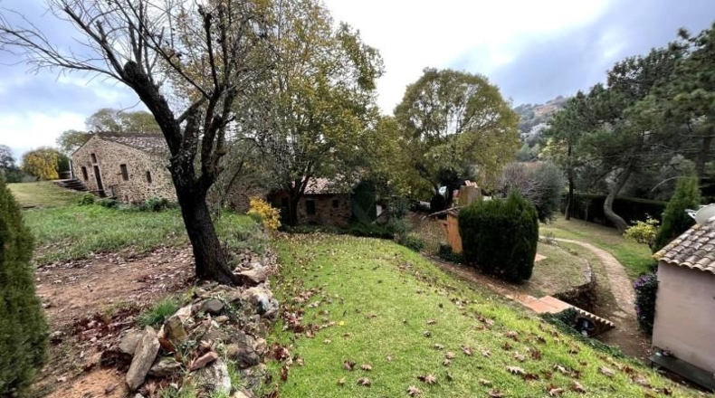 Gerona - Vall-llobrega - 10000m2