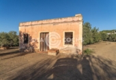 Chalet independiente con terreno en venta en la España, Castellvell del Camp, ref: TR365667 foto