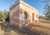 Chalet independiente con terreno en venta en la España, Castellvell del Camp, ref: TR365667 foto