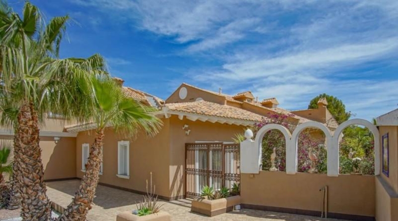 Alicante - La Nucía - 32900m2